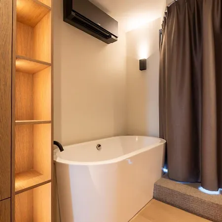 Aparthotel Four Stories 4*
