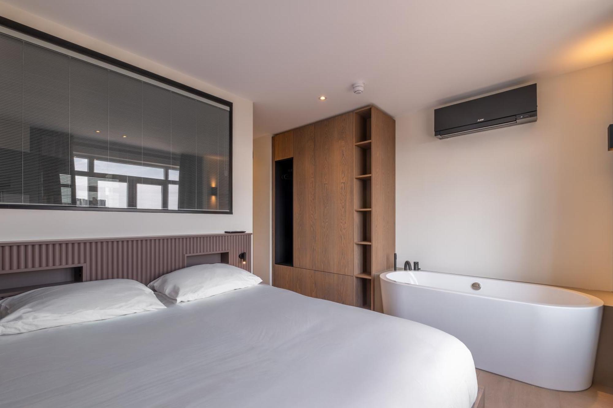 Four Stories Aparthotel Den Haag