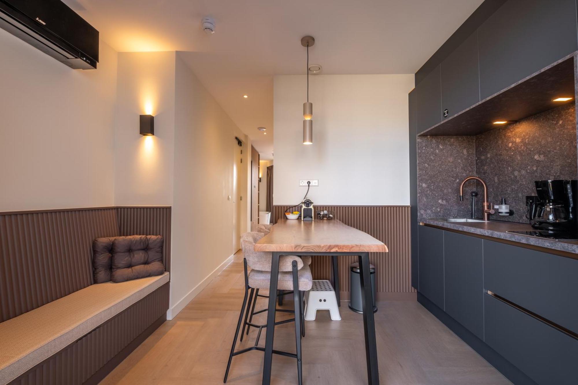 Four Stories 3* Den Haag