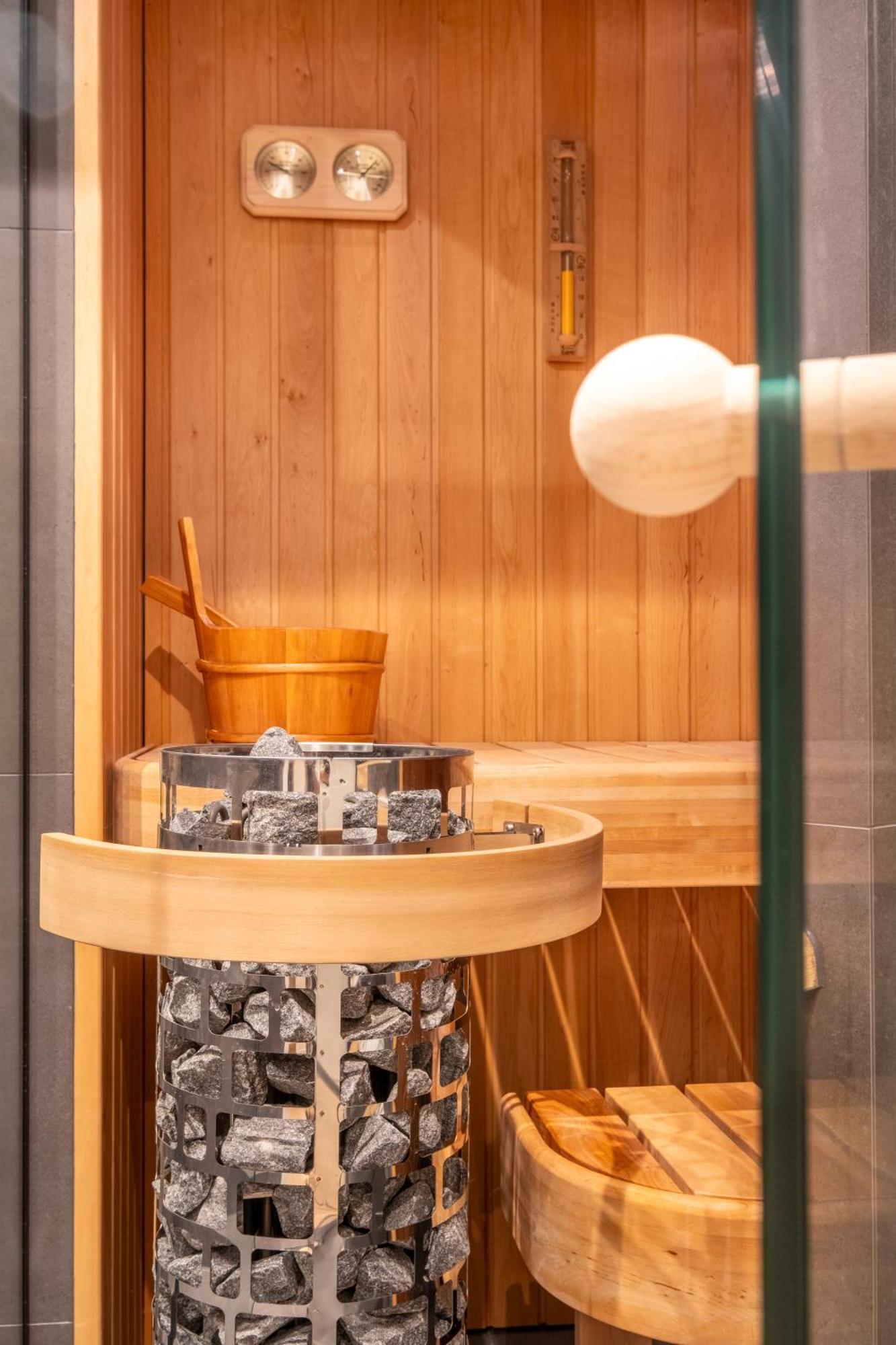 Aparthotel Four Stories Den Haag